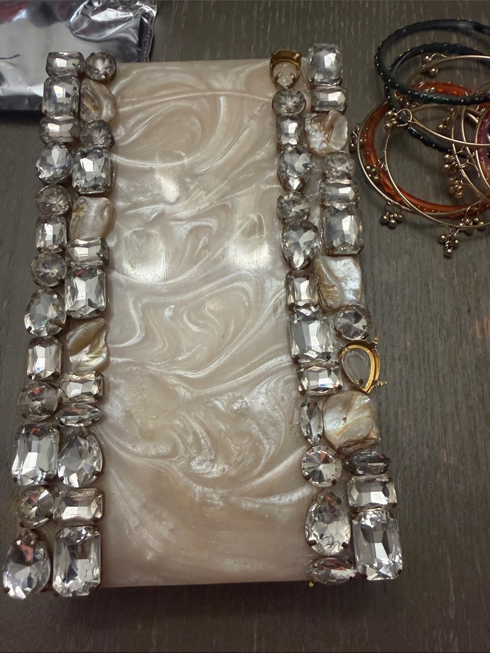 Elegant Pearl-Effect Crystal Statement Bracelet